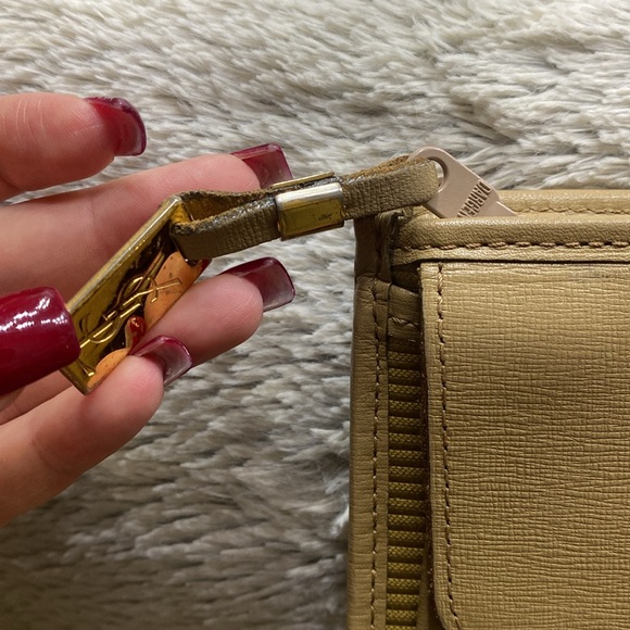 👛 Authentic YSL BAG 👛 - Picture 14 of 15